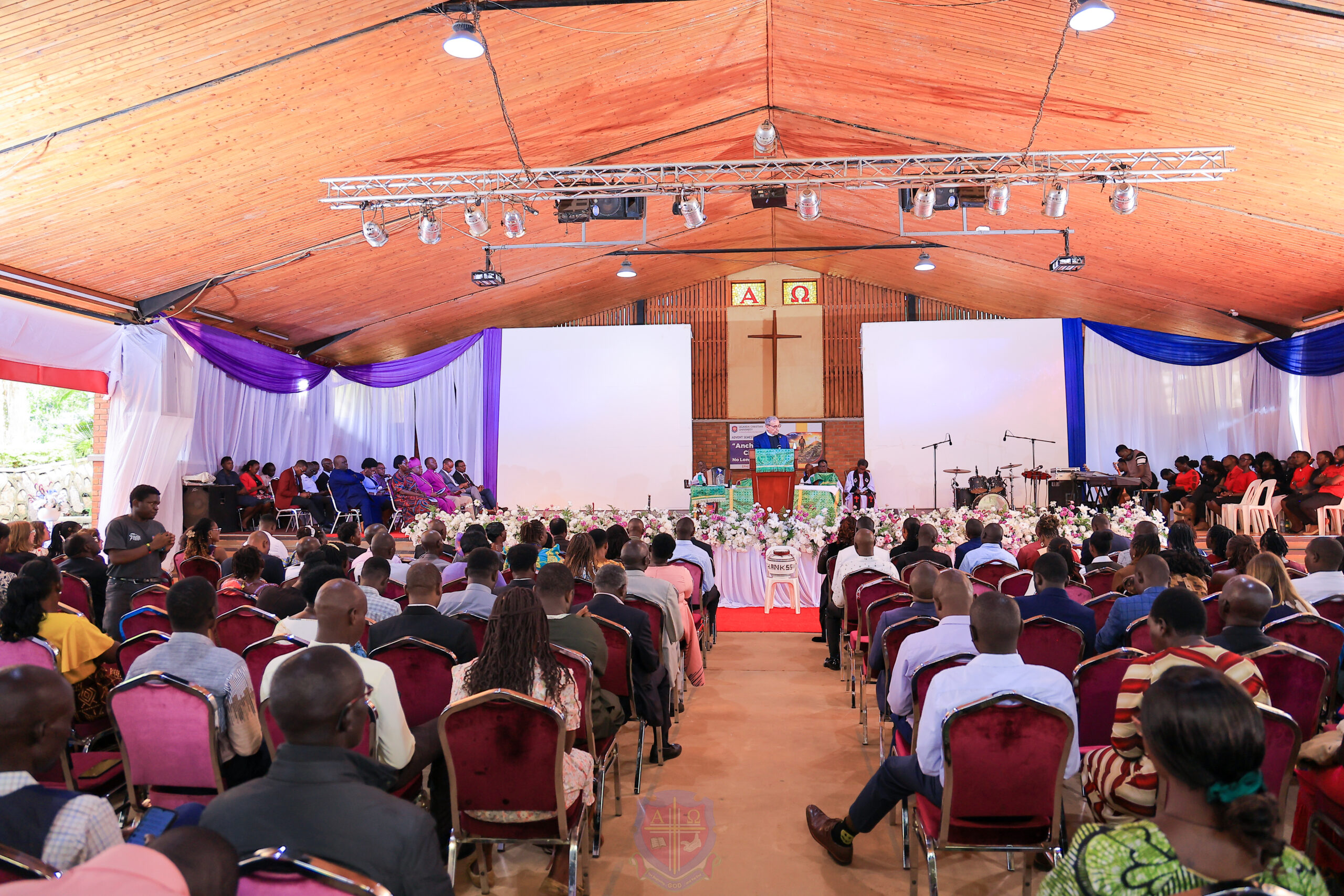 UCU PROF NOLL ADDRESSING THE GRADUANDS DURING THE COMMISSIONING SERVICE